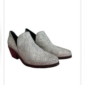 SHELLYS LONDON Women's Crackle Pattern Ankle Boots